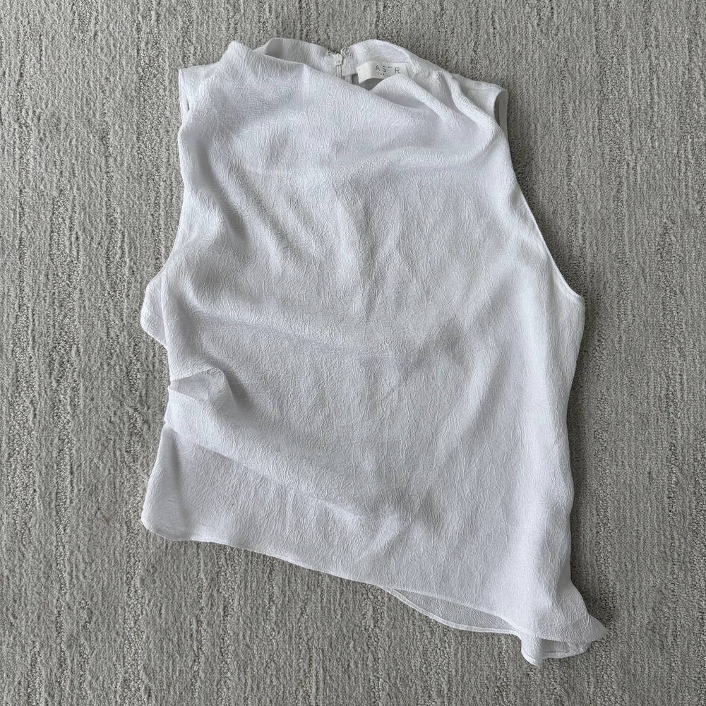 Astr Asymmetrical White Tank Top Size Medium